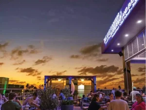 The Vue Rooftop Sunset best restaurants in aruba top restaurants in aruba best seafood restaurants in Aruba